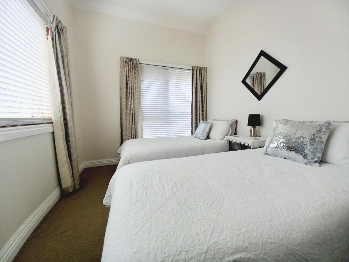 Ocean Aspect And Central To Cbd - Cosheirm Apartments On Merri Warrnambool Bagian luar foto